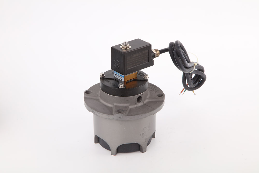 Piston darbeli solenoid valfin avantajları